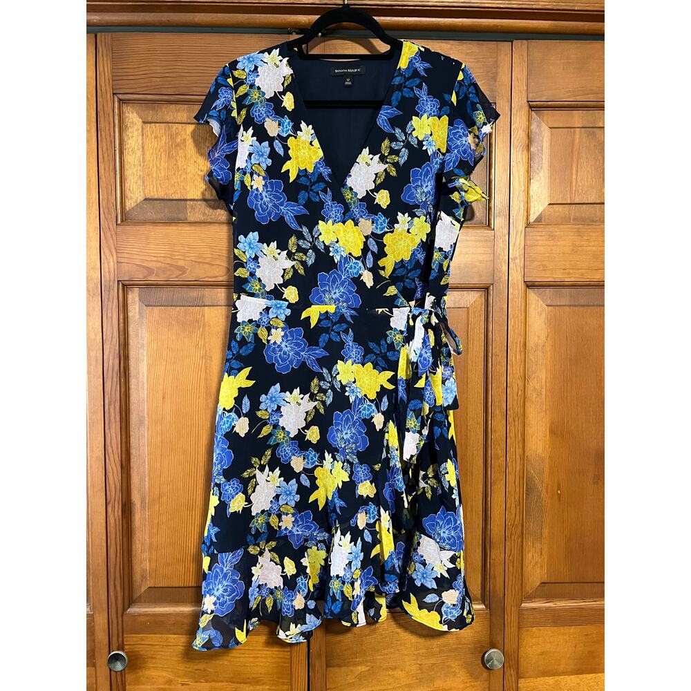 Banana Republic Women's Floral Chiffon Ruffle Wrap Dress Blue Multicolor Size 12 - Picture 2 of 12